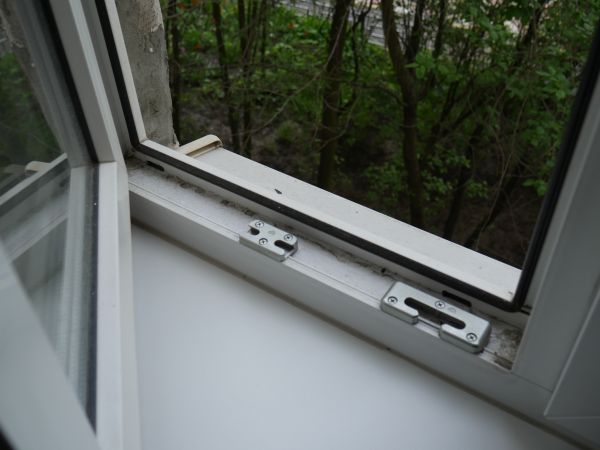 Crank Window Repair in Benton