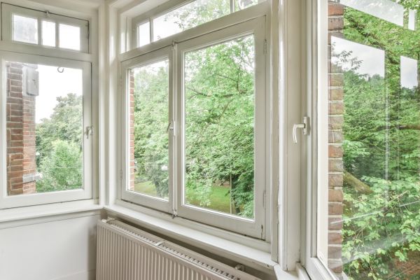 Window Pane Repair in Benton