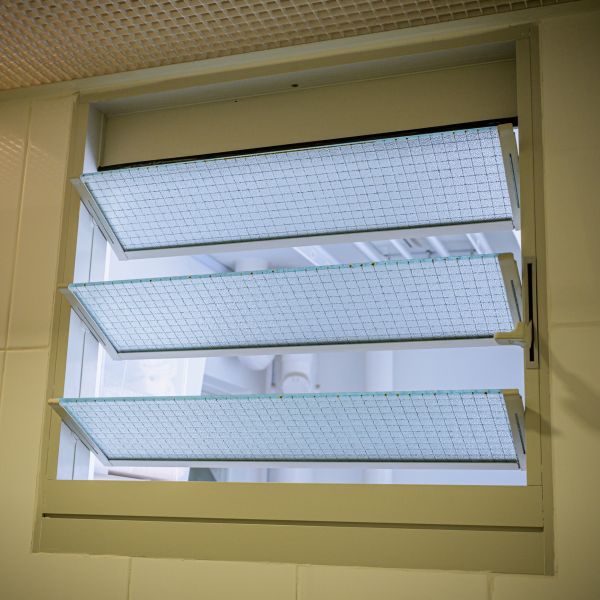 Cost of Slatted Window Repair in Benton